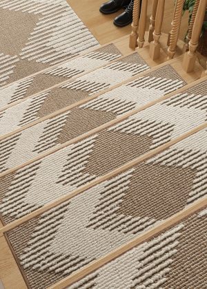 15-pack anti-slip stair mats, 3D self-adhesive stair mats, suitable for indoor wooden steps, washable and reusable, with adhesive backing